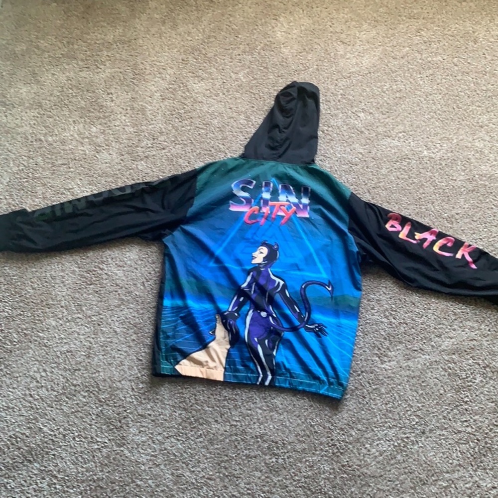 Black Pyramid - Picture 2 of 3